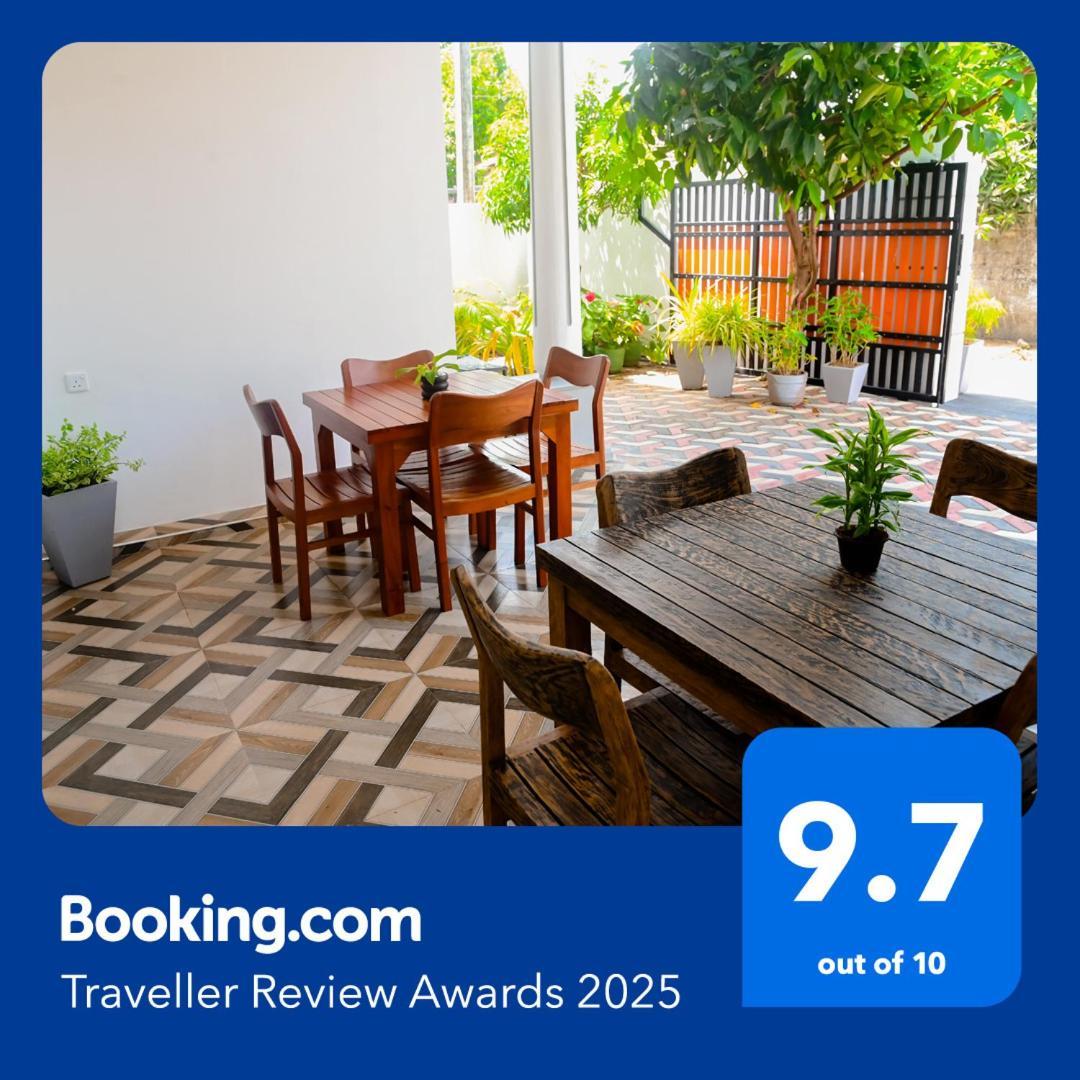 Mario Family Villa And Restaurant Negombo Exterior photo